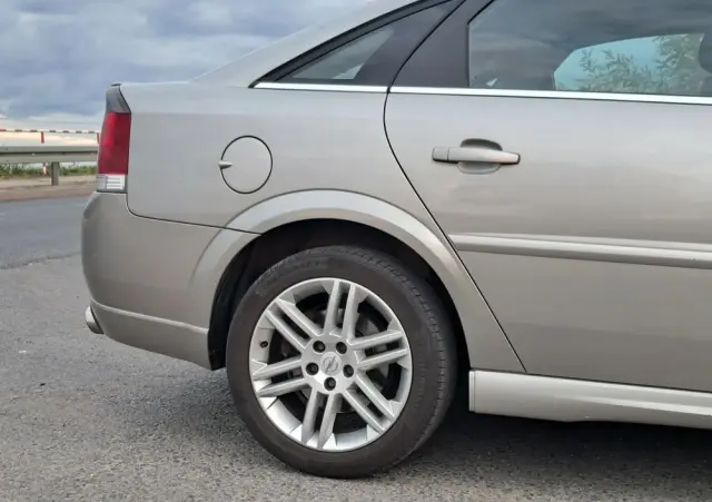 OPEL Vectra 3.2 V6 GTS