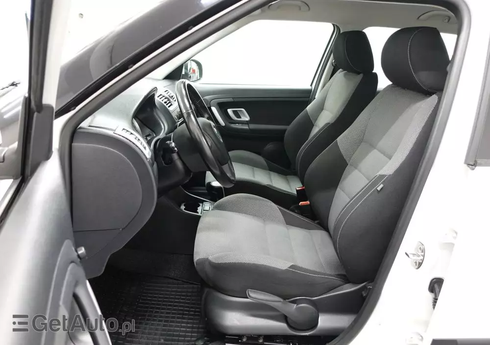 SKODA Fabia 1.4 16V Combi Sport