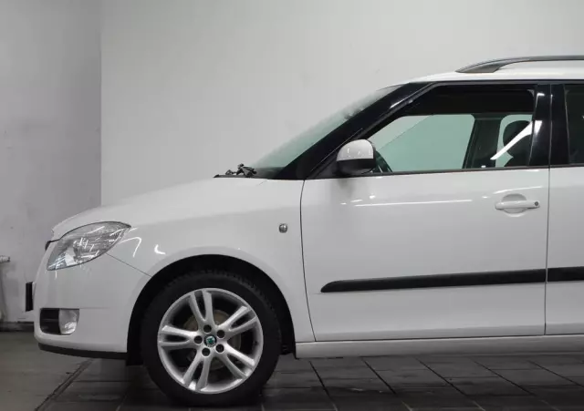 SKODA Fabia 1.4 16V Combi Sport