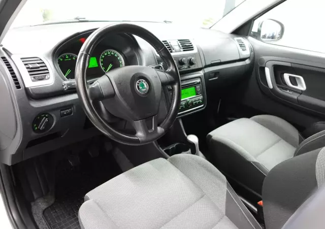 SKODA Fabia 1.4 16V Combi Sport