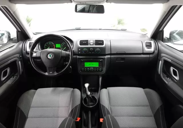 SKODA Fabia 1.4 16V Combi Sport