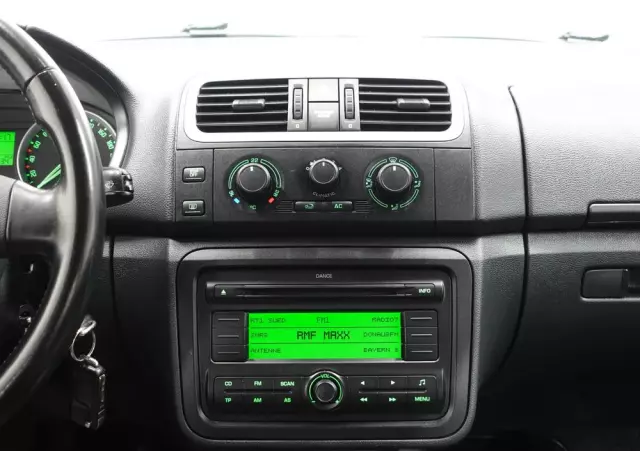 SKODA Fabia 1.4 16V Combi Sport