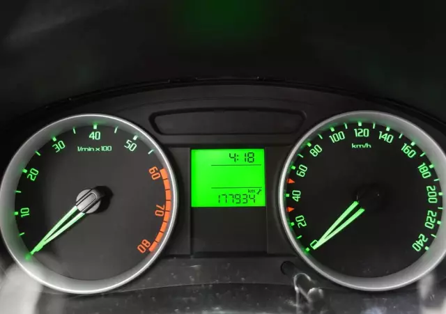 SKODA Fabia 1.4 16V Combi Sport