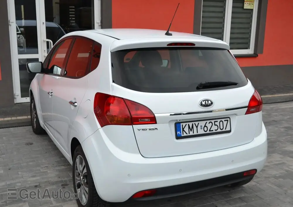 KIA Venga 1.6 CVVT Automatik Dream Team Edition