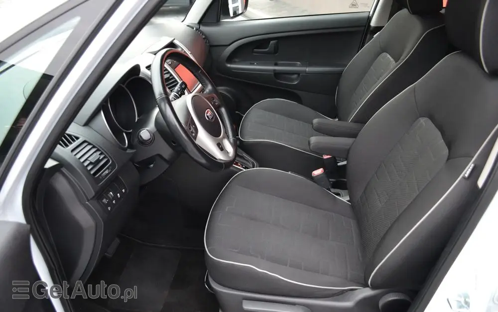 KIA Venga 1.6 CVVT Automatik Dream Team Edition