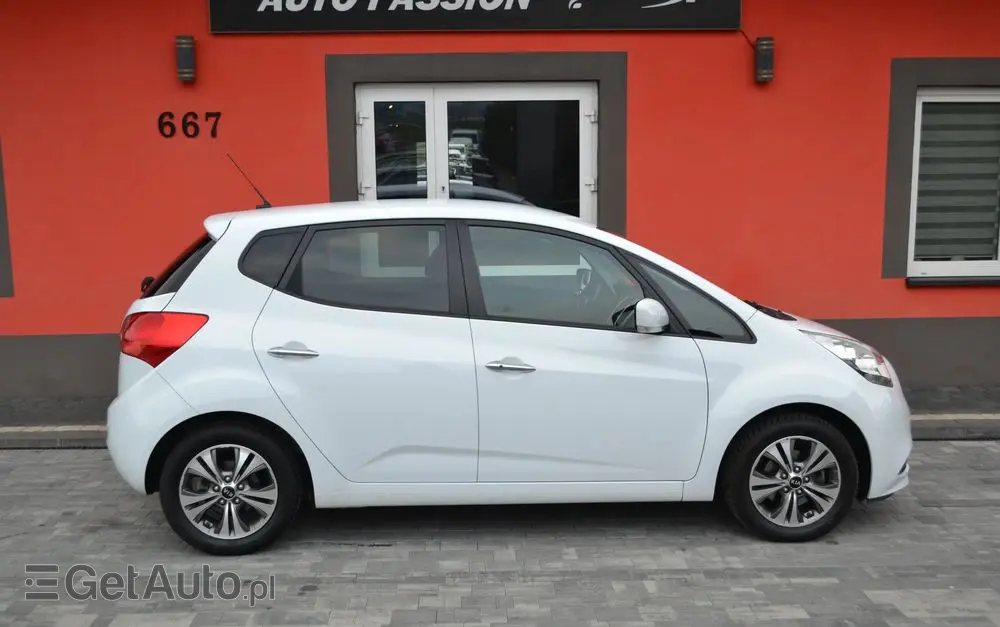 KIA Venga 1.6 CVVT Automatik Dream Team Edition