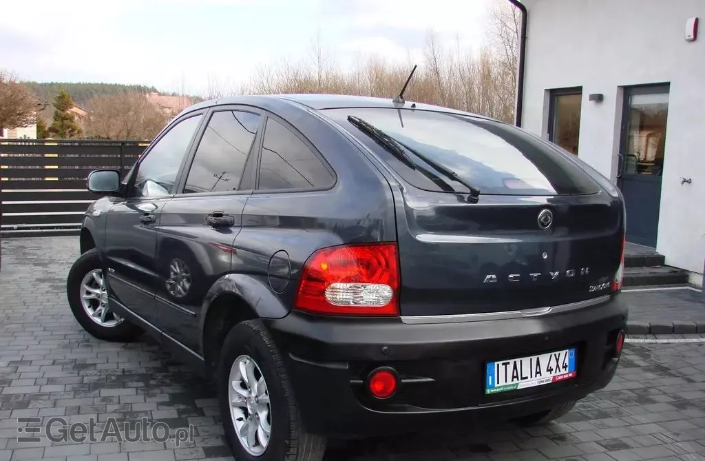 SSANGYONG Actyon 