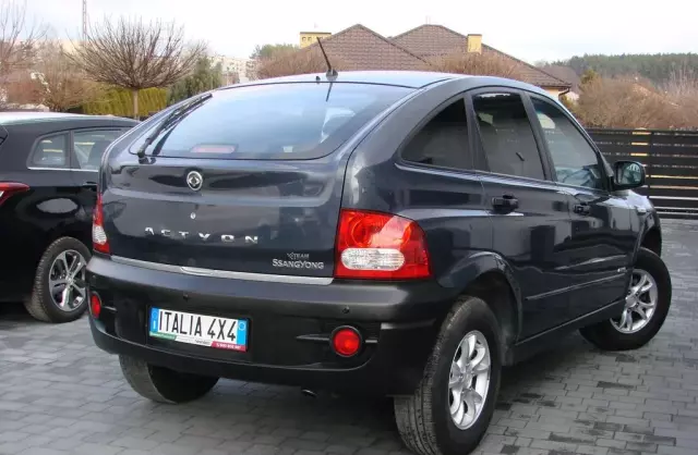 SSANGYONG Actyon 