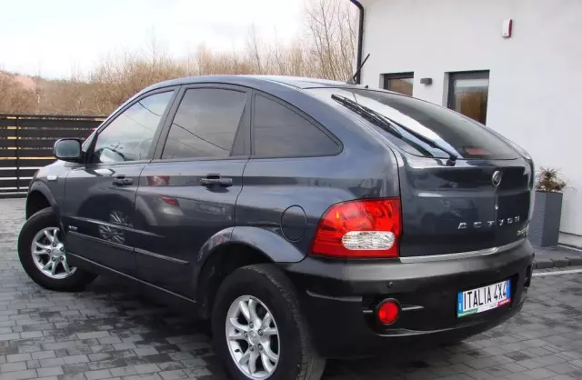 SSANGYONG Actyon 