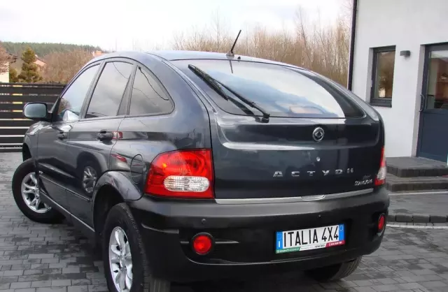 SSANGYONG Actyon 