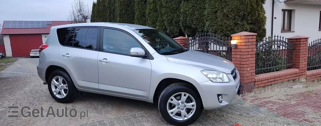 TOYOTA Rav 4 