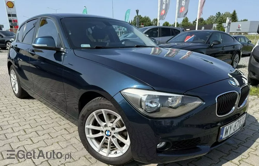 BMW Seria 1 118d DPF Edition Sport