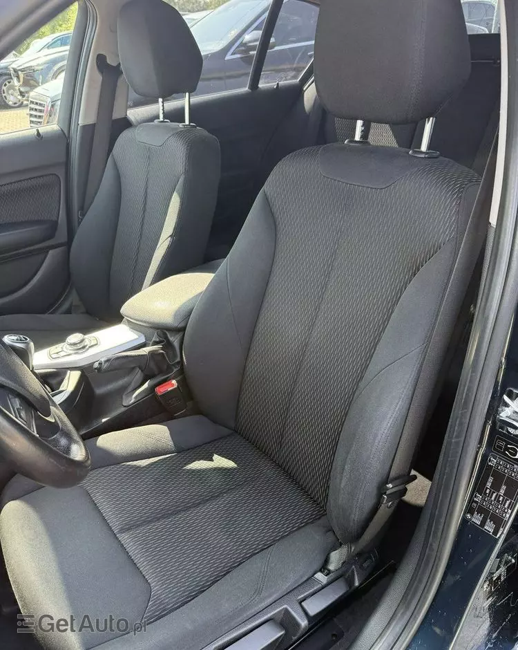 BMW Seria 1 118d DPF Edition Sport