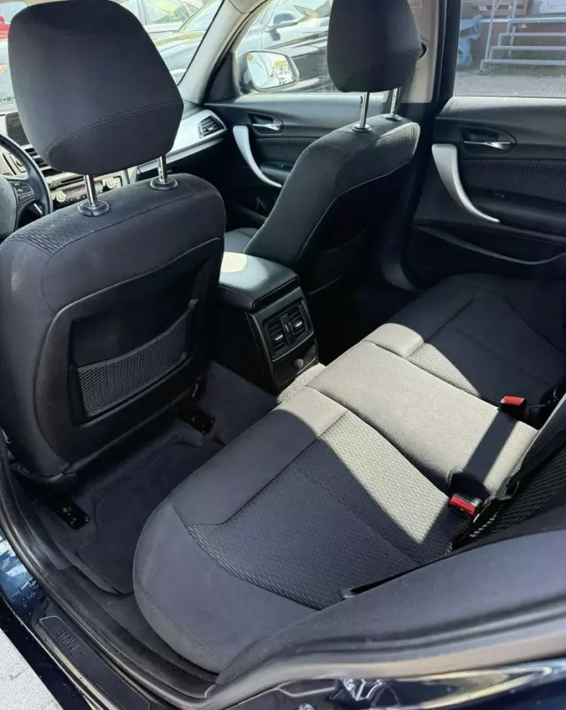 BMW Seria 1 118d DPF Edition Sport