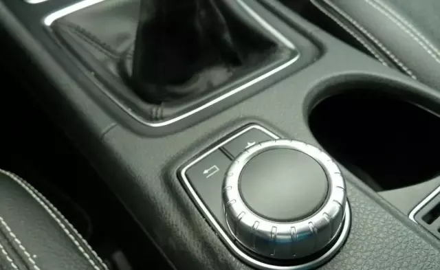 MERCEDES-BENZ Klasa A 