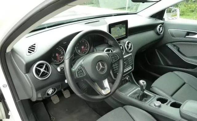 MERCEDES-BENZ Klasa A 