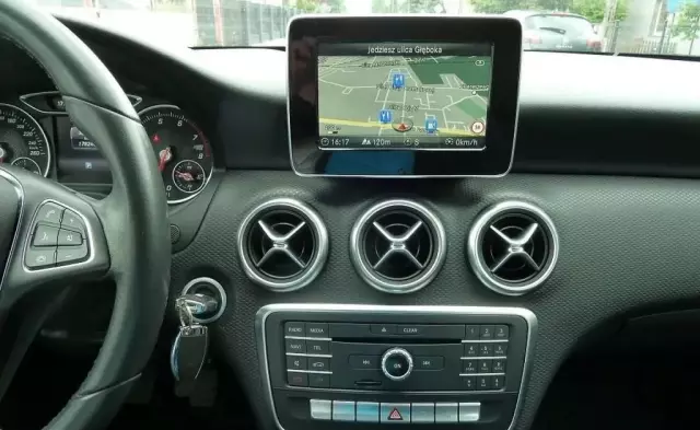 MERCEDES-BENZ Klasa A 