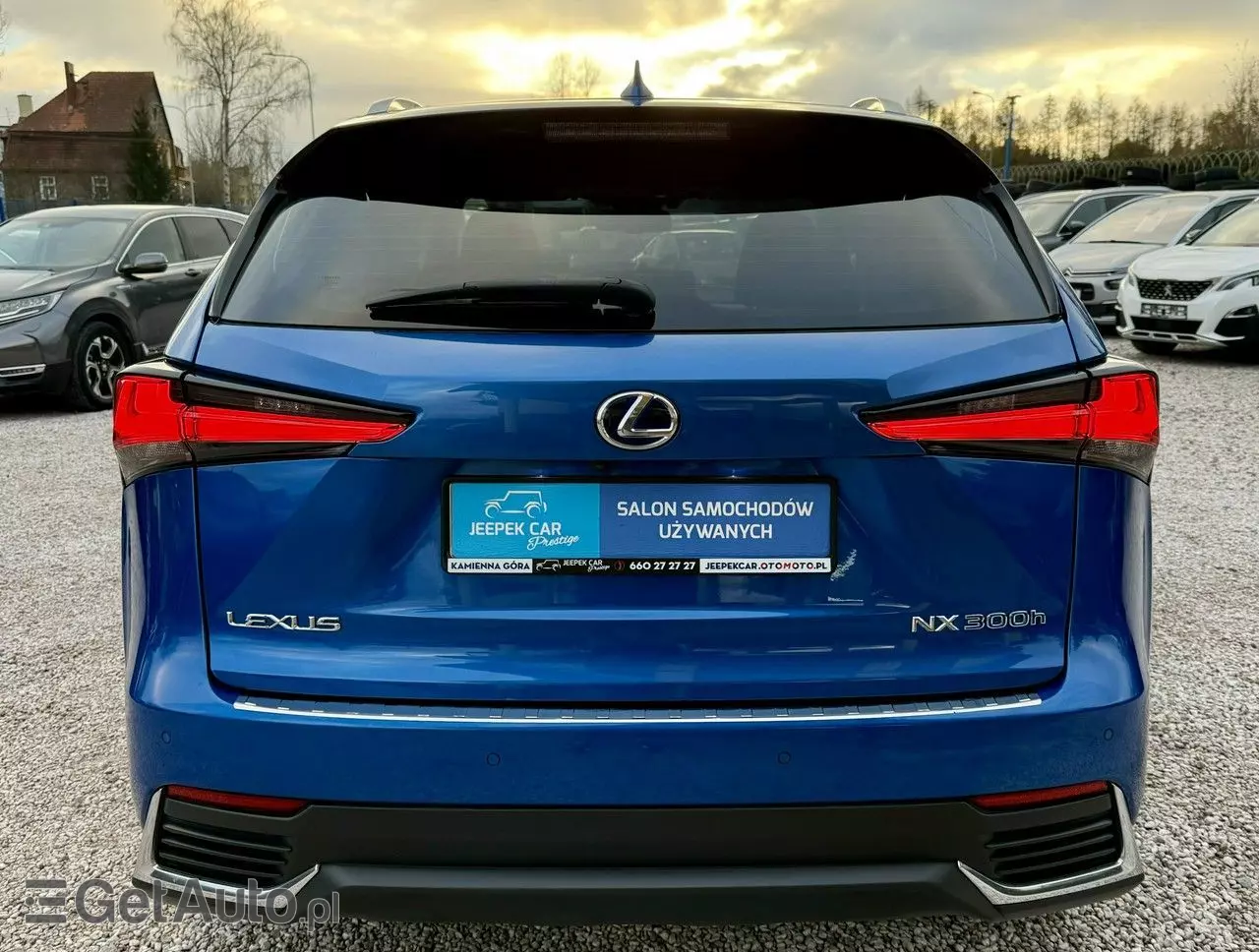 LEXUS NX 300h Prestige AWD