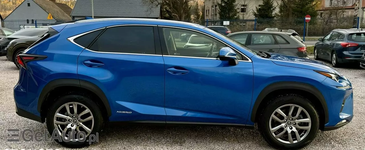 LEXUS NX 300h Prestige AWD