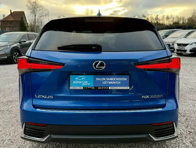 LEXUS NX 300h Prestige AWD
