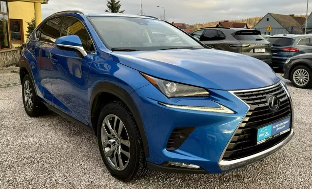 LEXUS NX 300h Prestige AWD