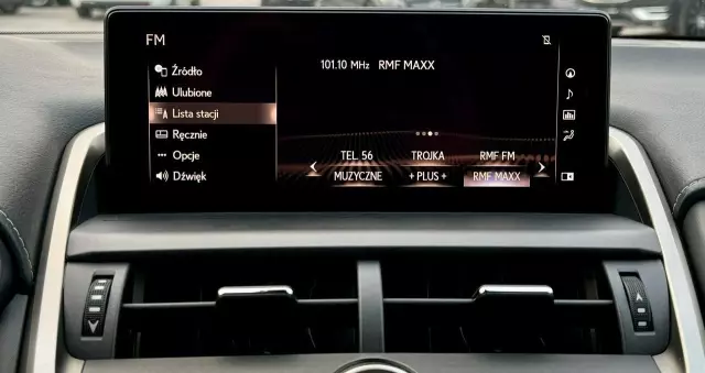 LEXUS NX 300h Prestige AWD