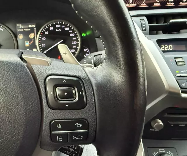 LEXUS NX 300h Prestige AWD