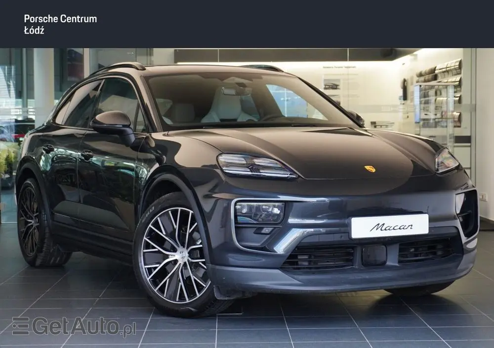 PORSCHE Macan 