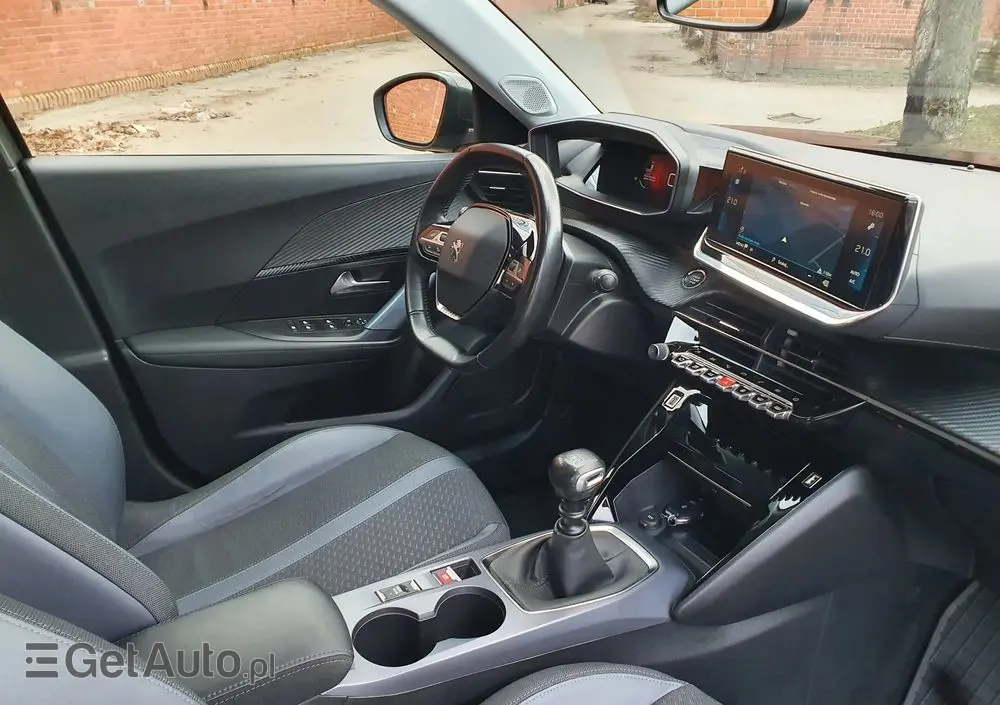 PEUGEOT 2008 PureTech 130 Allure Pack