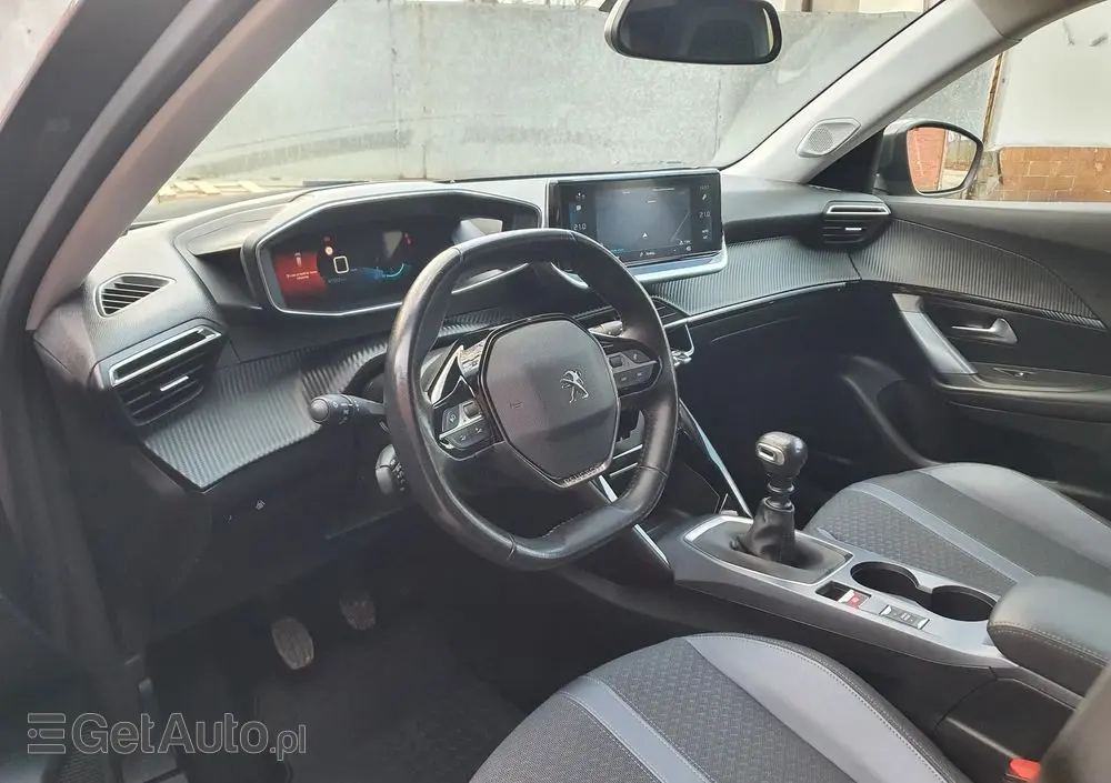 PEUGEOT 2008 PureTech 130 Allure Pack