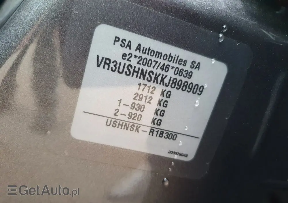 PEUGEOT 2008 PureTech 130 Allure Pack