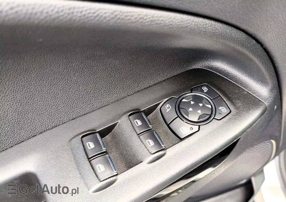 FORD EcoSport 1.0 EcoBoost TITANIUM