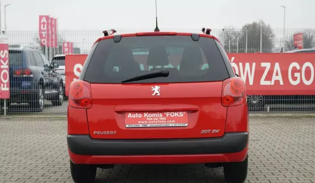 PEUGEOT 207 
