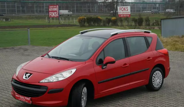 PEUGEOT 207 