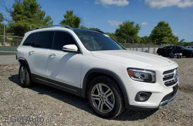 MERCEDES-BENZ GLB 