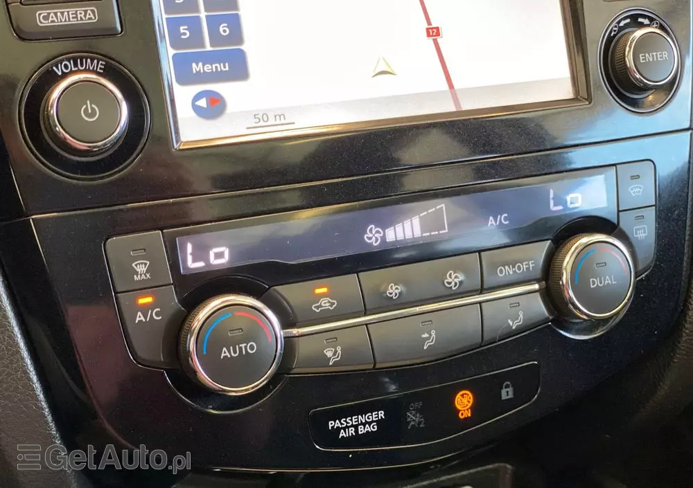 NISSAN Qashqai 1.6 dCi Xtronic N-Connecta