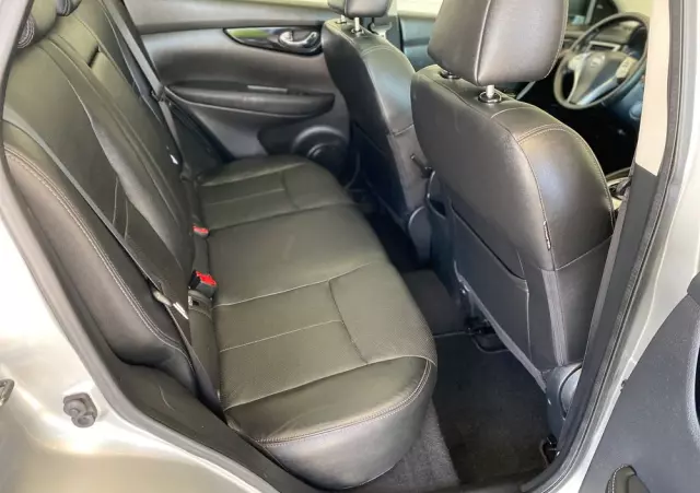 NISSAN Qashqai 1.6 dCi Xtronic N-Connecta