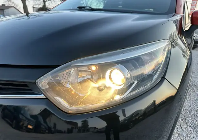 RENAULT Captur 1.5 dCi Energy Limited