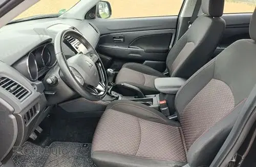 MITSUBISHI ASX 