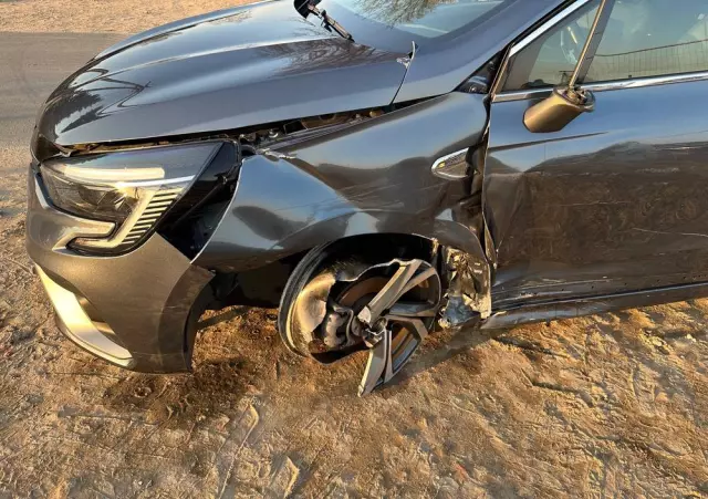 RENAULT Clio TCe 90 R.S LINE