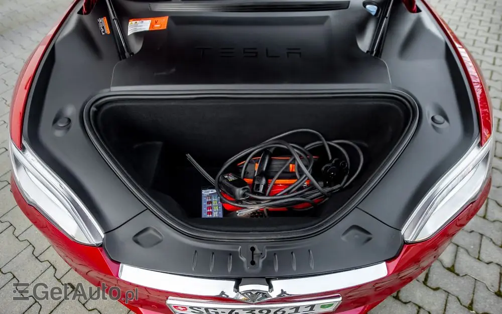 TESLA Model S Long Range Plus