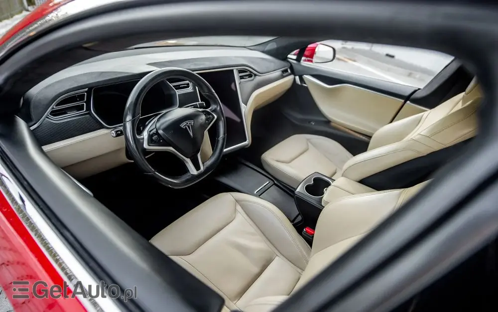 TESLA Model S Long Range Plus
