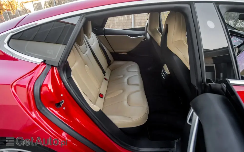 TESLA Model S Long Range Plus