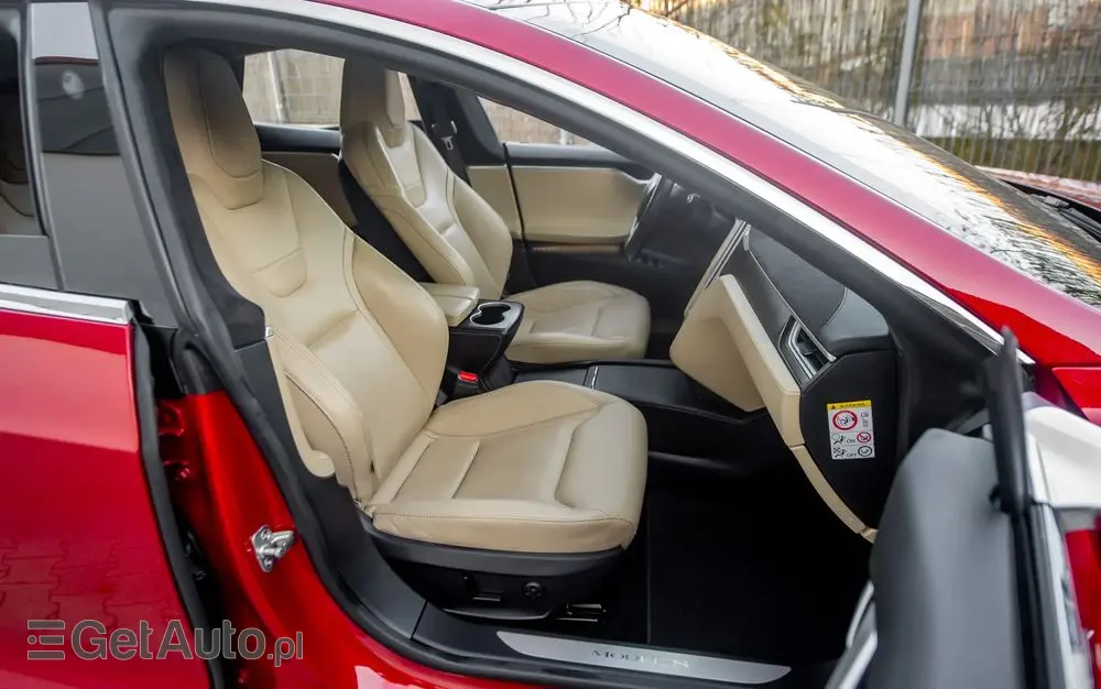TESLA Model S Long Range Plus