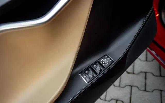 TESLA Model S Long Range Plus