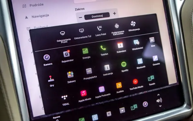 TESLA Model S Long Range Plus