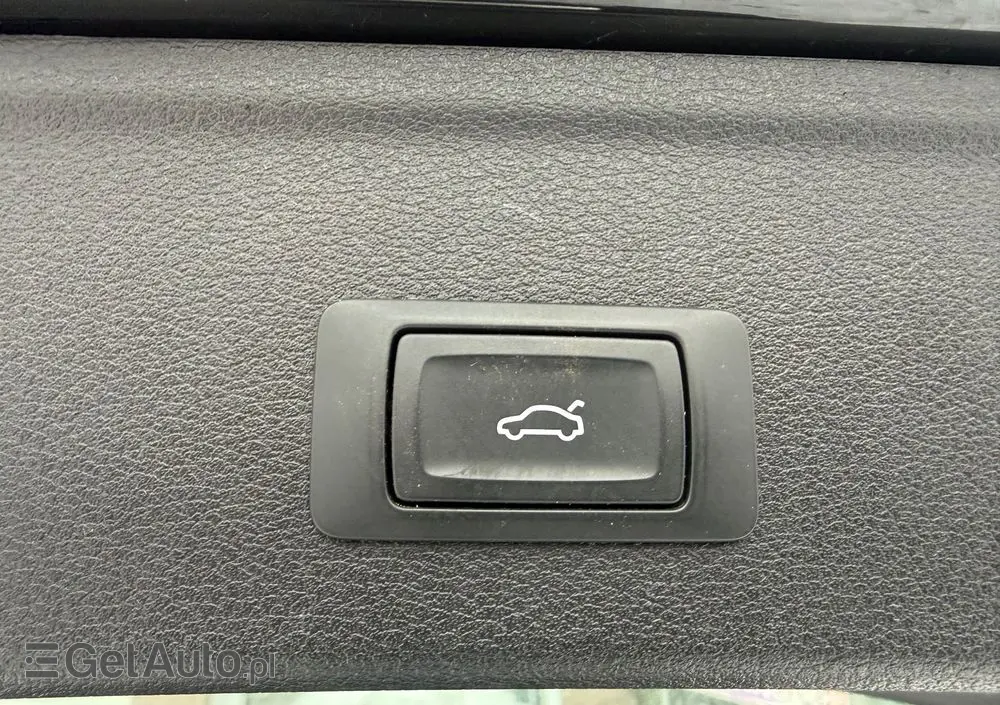 AUDI A4 Avant 2.0 TDI ultra S tronic