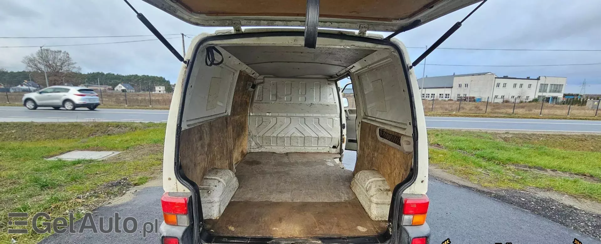 VOLKSWAGEN Transporter 