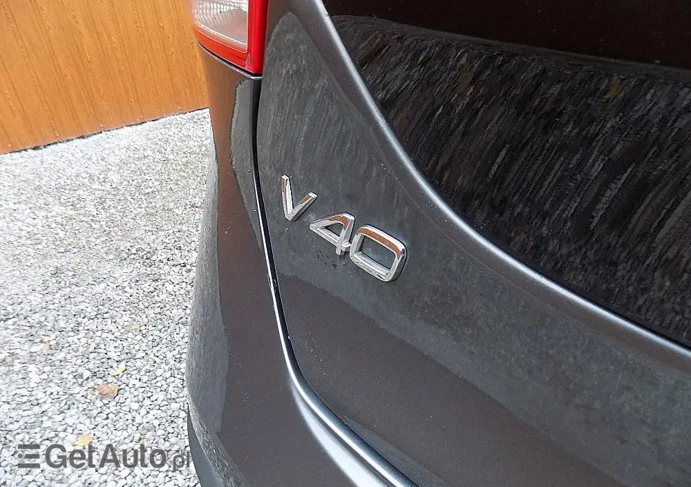 VOLVO V40 Cross Country D2 Momentum