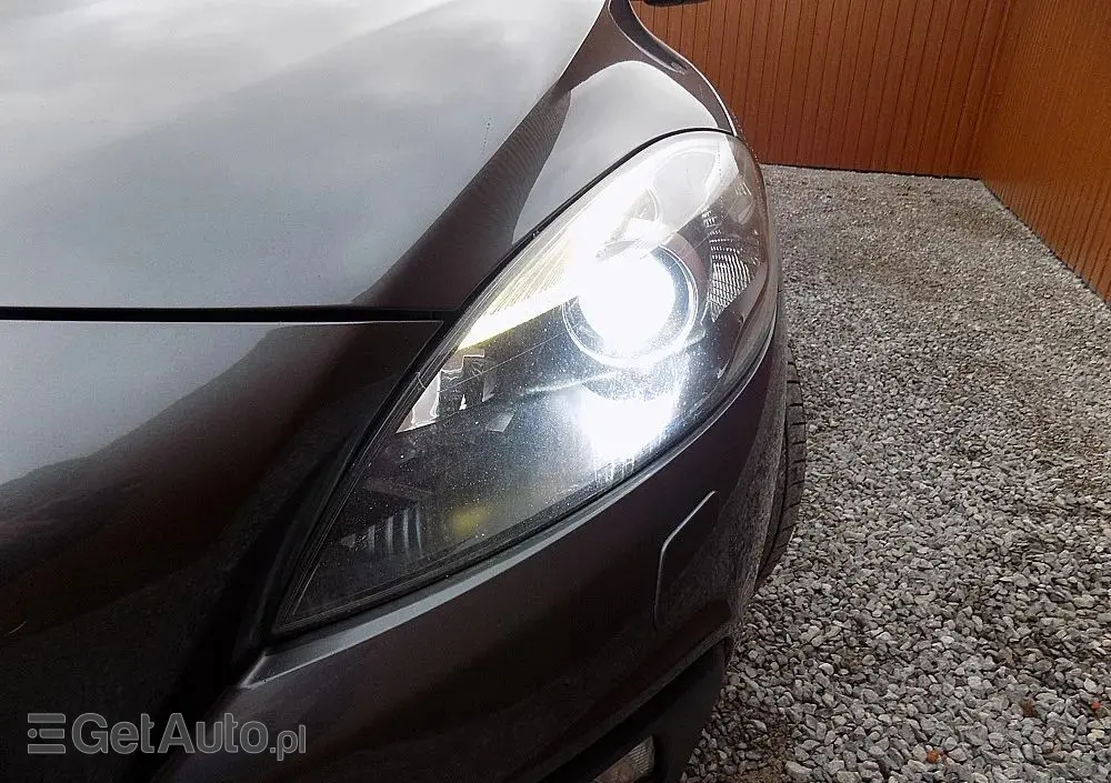 VOLVO V40 Cross Country D2 Momentum